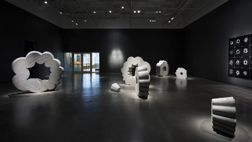 Omer Arbel presents experiments with concrete at Particles for the Built World exhibition