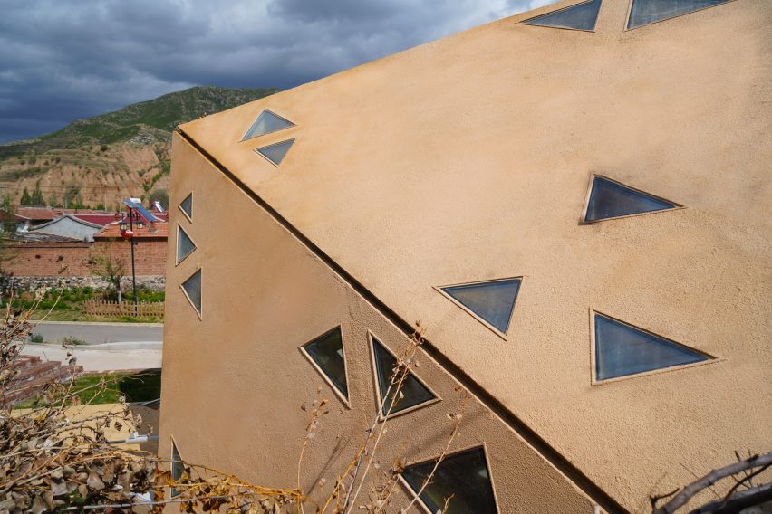 Operable Interactive Village Hut by Weiguo Xu