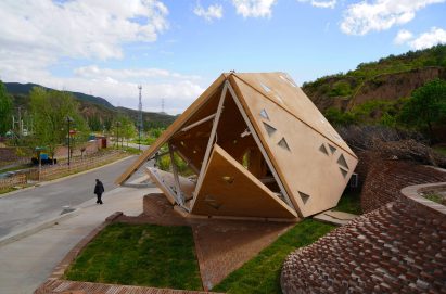 Operable Interactive Village Hut by Weiguo Xu