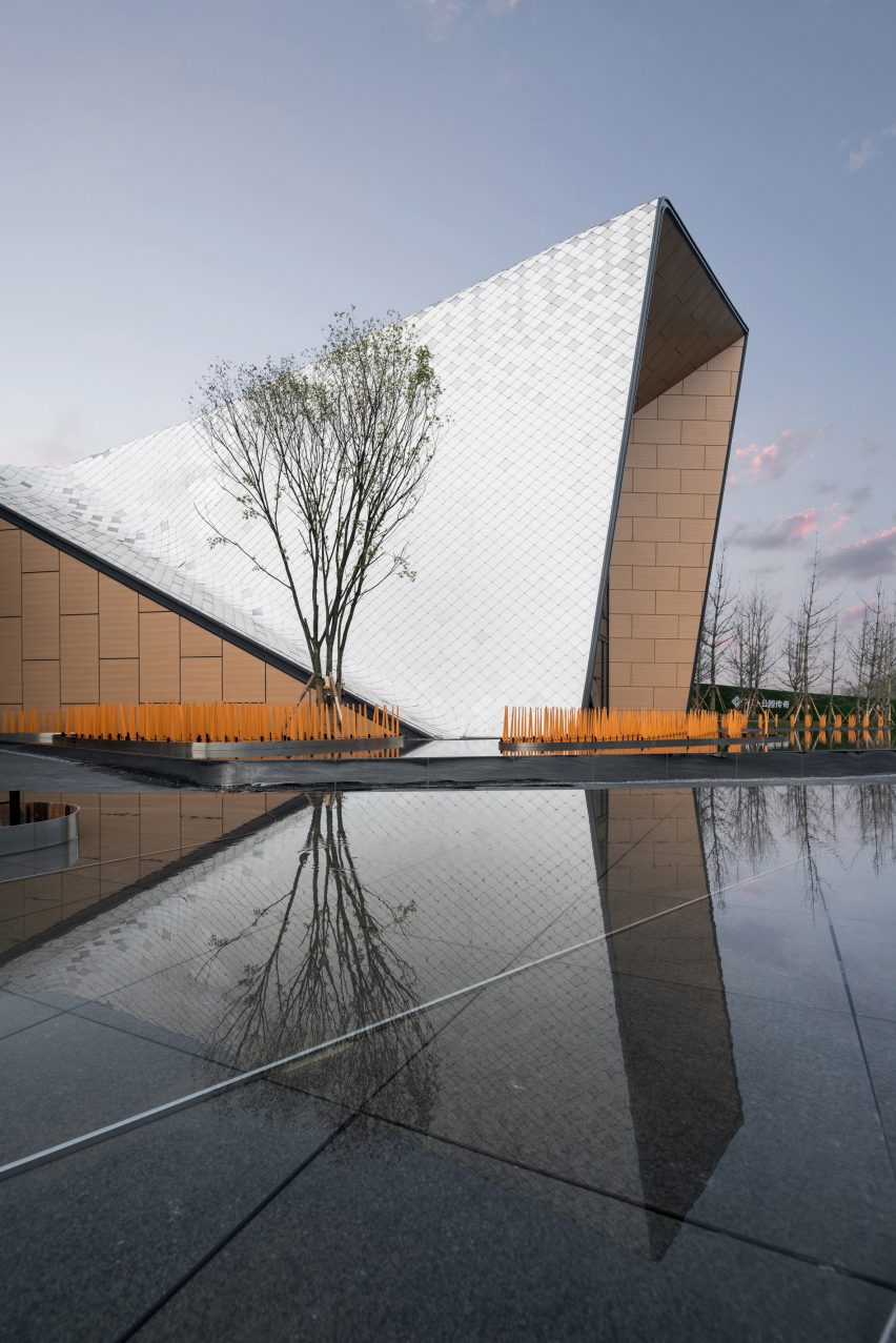 Park Legend Kindergarten by Challenge Design
