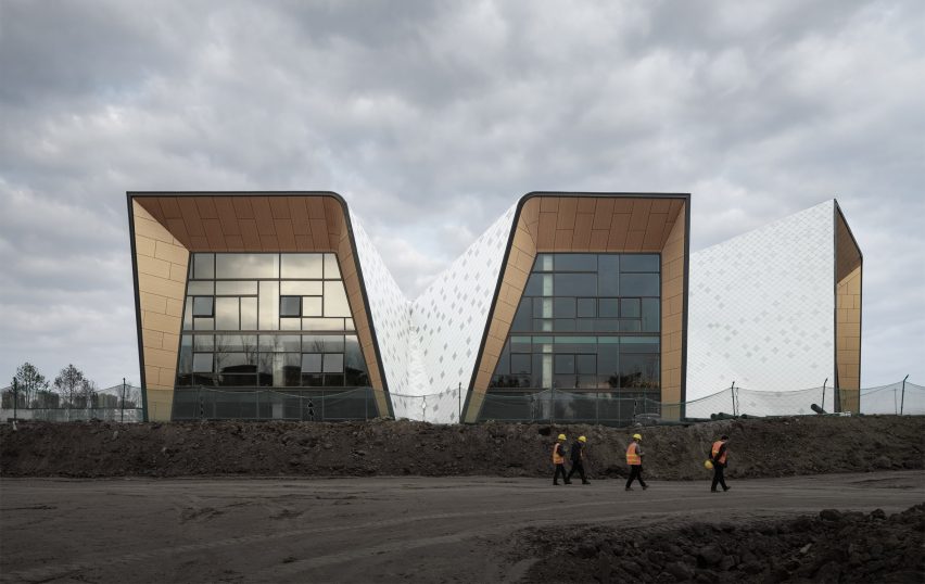 Park Legend Kindergarten by Challenge Design