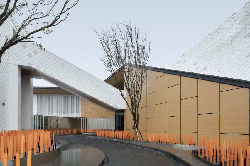 Park Legend Kindergarten by Challenge Design