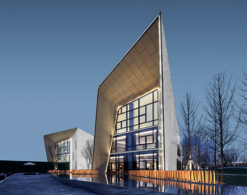Park Legend Kindergarten by Challenge Design