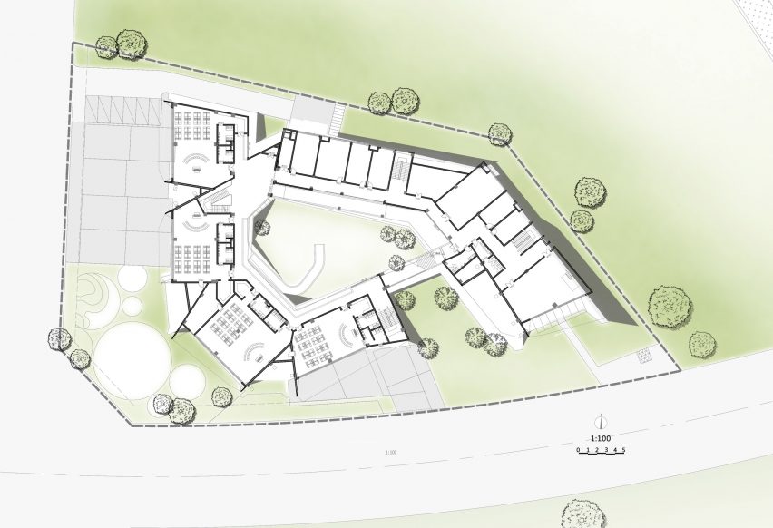 Park Legend Kindergarten by Challenge Design