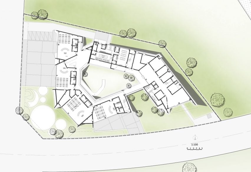 Park Legend Kindergarten by Challenge Design