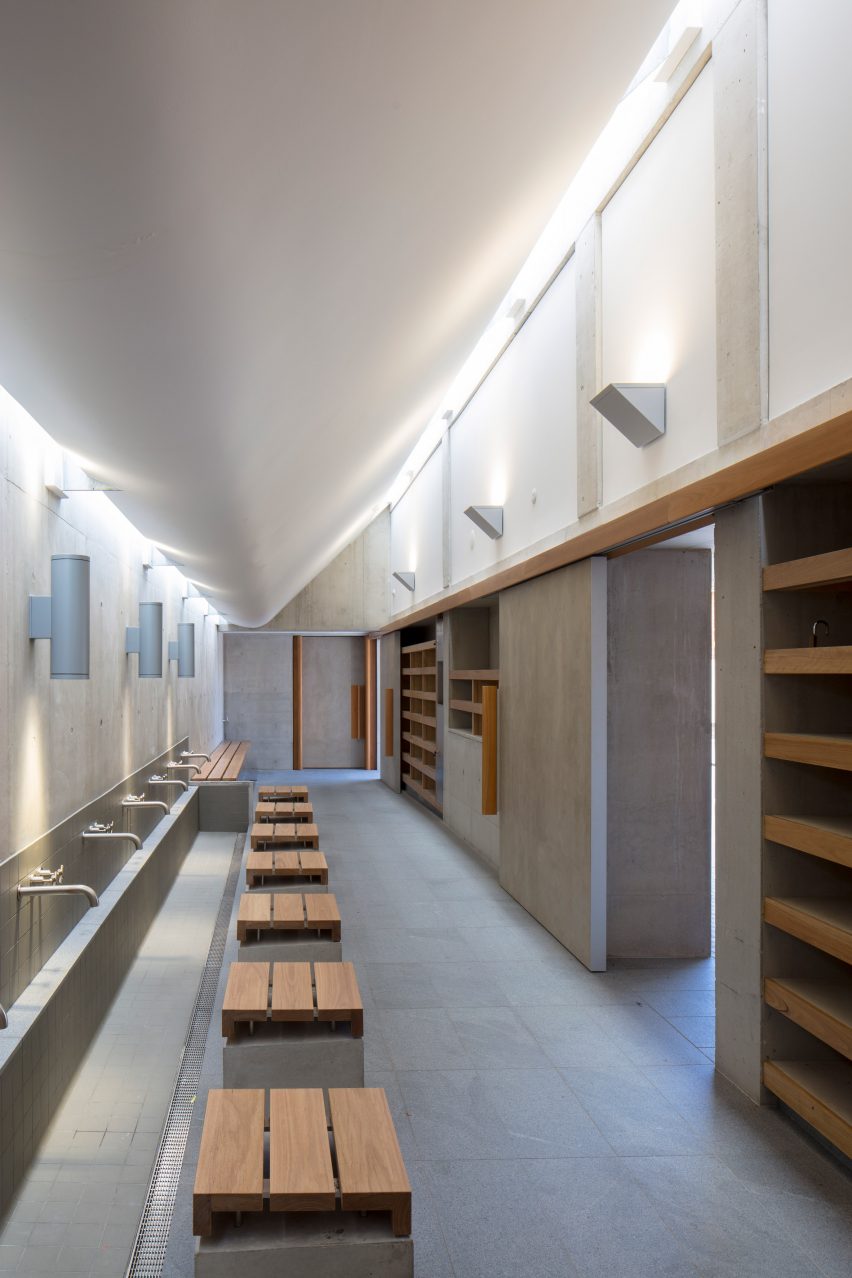 Punchbowl Mosque by Candalepas Associates