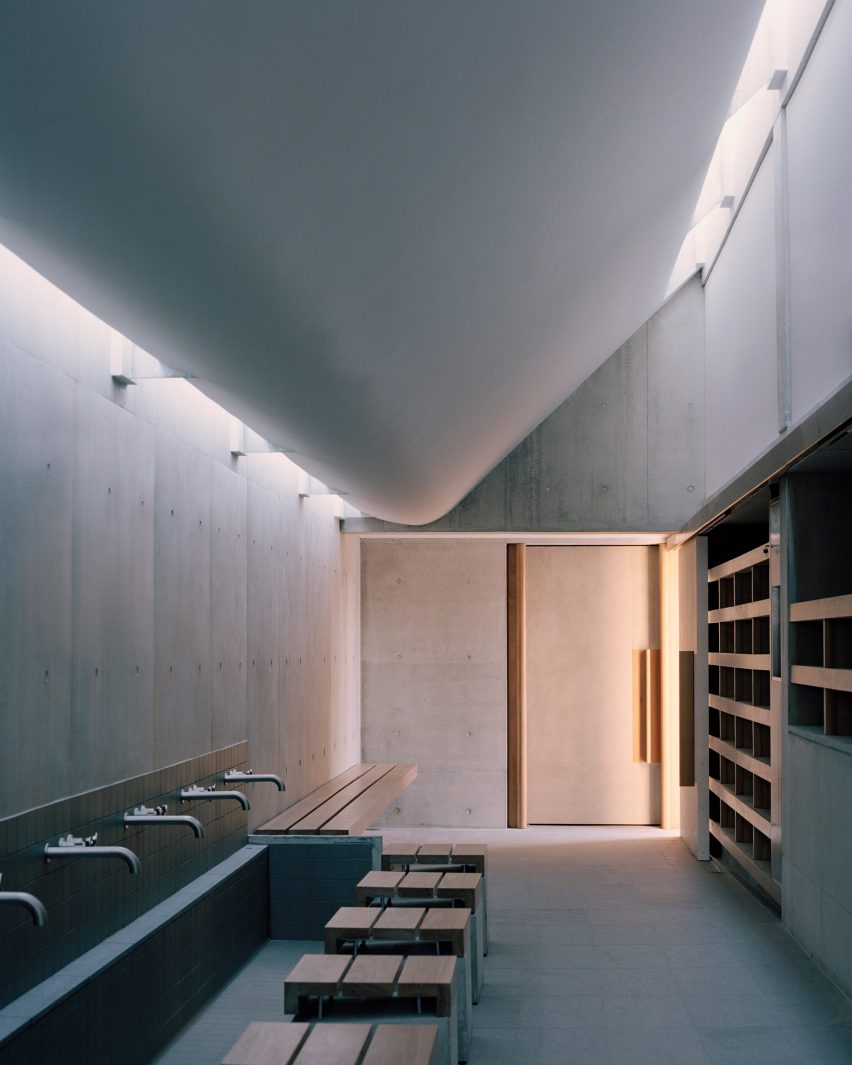Punchbowl Mosque by Candalepas Associates