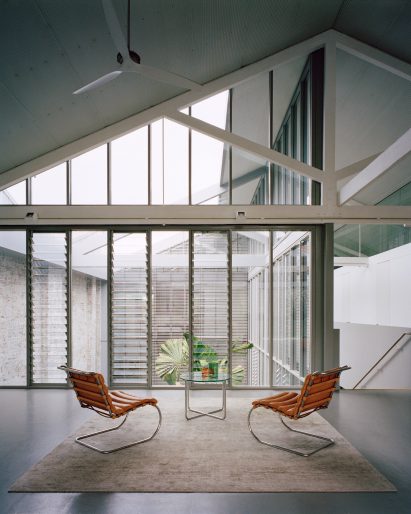 Redfern Warehouse by Ian Moor Architects