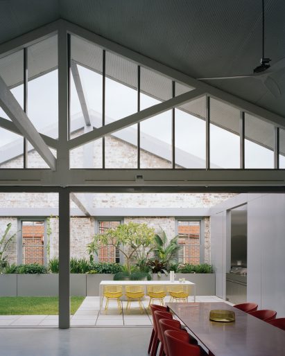 Redfern Warehouse by Ian Moor Architects