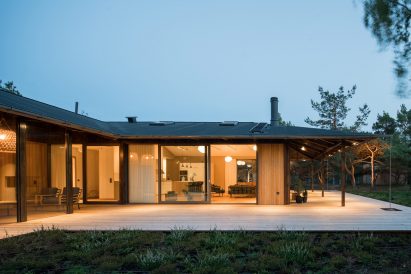 Sommarhus T by Johan Sundberg