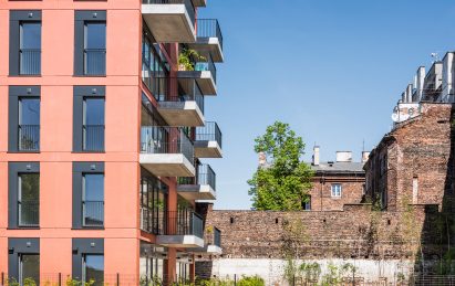 Sprzeczna 4 prefabricated housing by BBGK in Warsaw, Poland