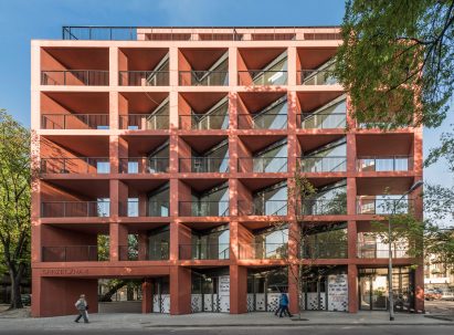Sprzeczna 4 prefabricated housing by BBGK in Warsaw, Poland