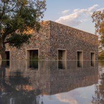 Tuñón Arquitectos’ Casa de Piedra is formed of nine cube-shaped rooms
