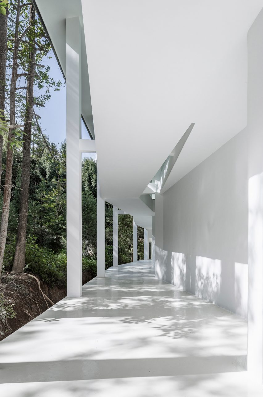 Annso Hill Hotel in Tengchong City, China, by Studio QI