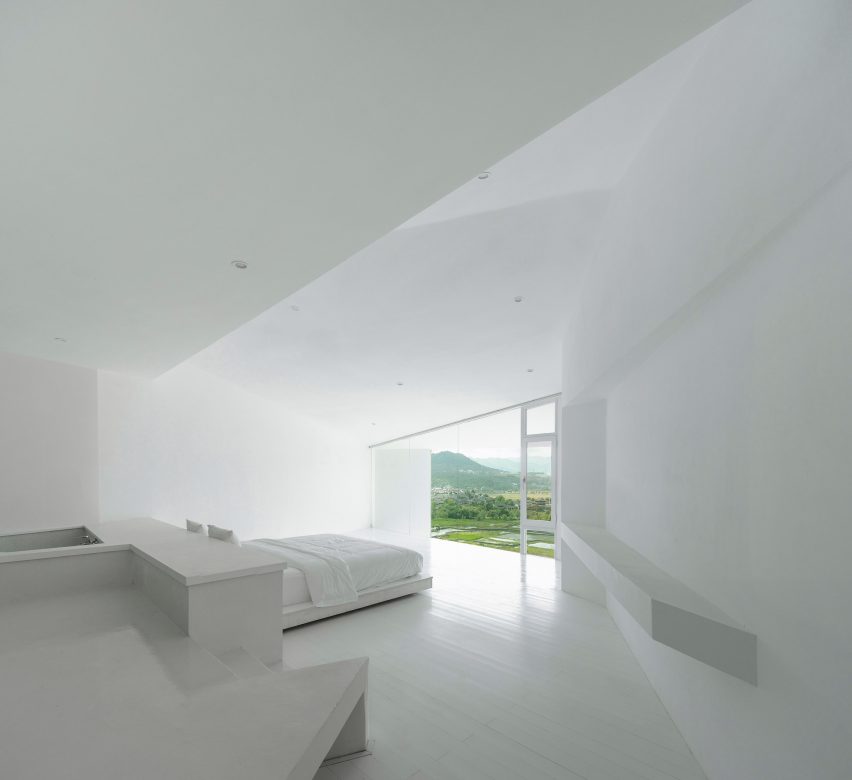 Annso Hill Hotel in Tengchong City, China, by Studio QI