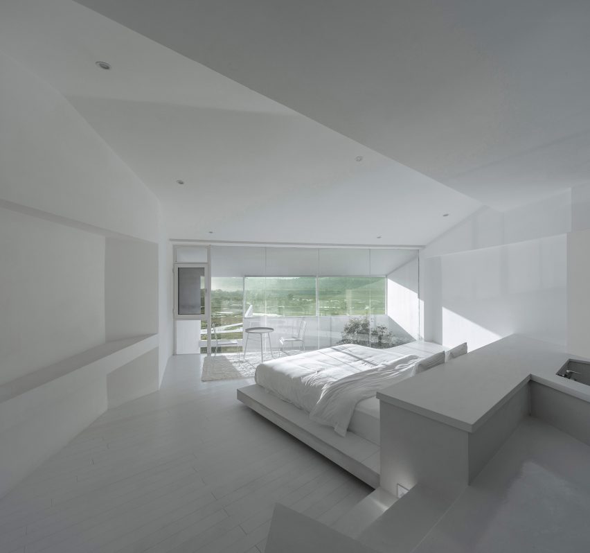 Annso Hill Hotel in Tengchong City, China, by Studio QI