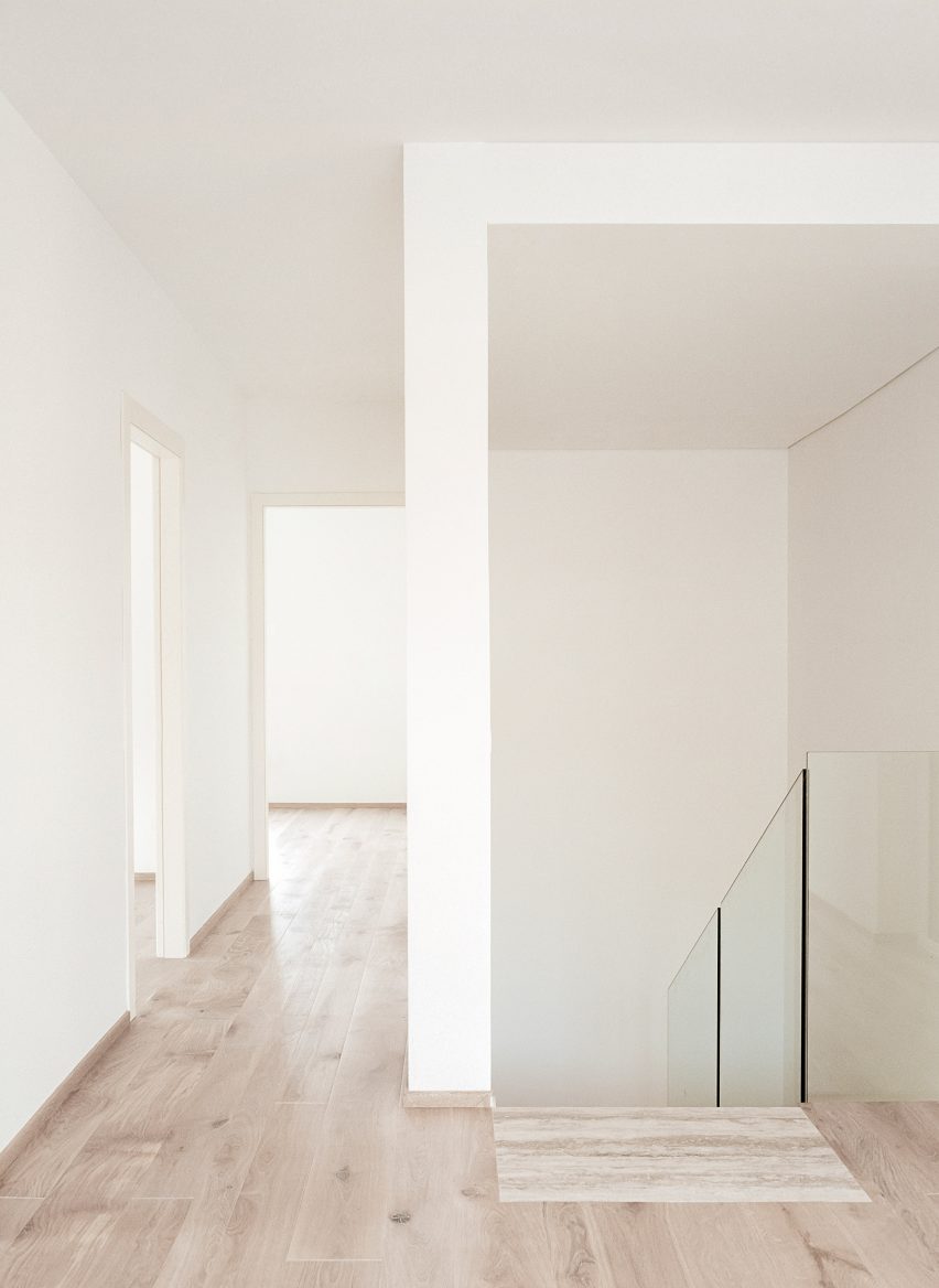 The House of the Archeologist by LCA architetti
