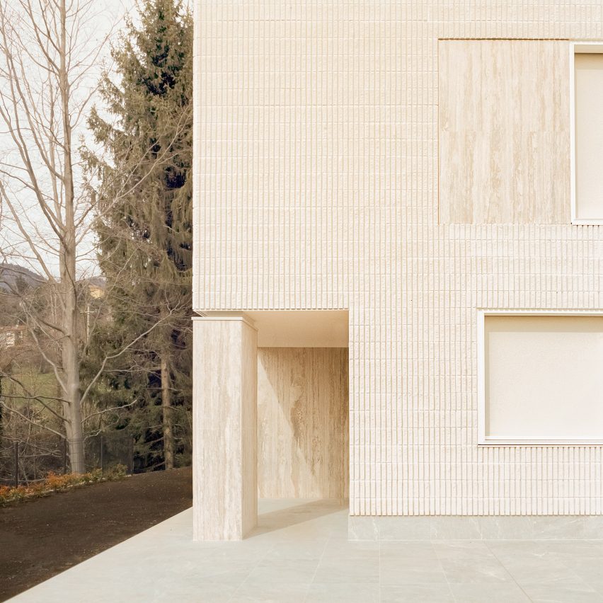 The House of the Archeologist by LCA architetti