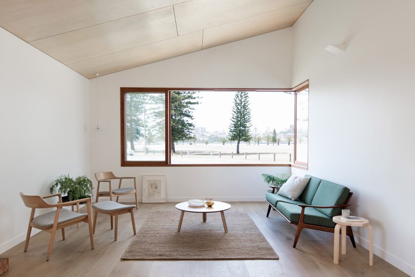 Three Piece House but Studio TRIAS
