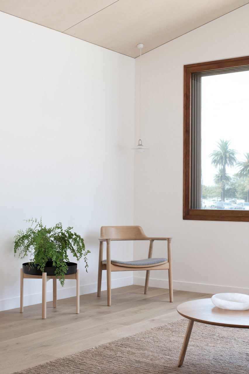 Three Piece House but Studio TRIAS