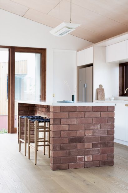 Three Piece House but Studio TRIAS