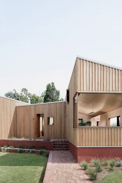 Three Piece House but Studio TRIAS