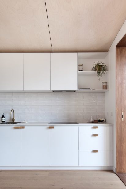 Three Piece House but Studio TRIAS