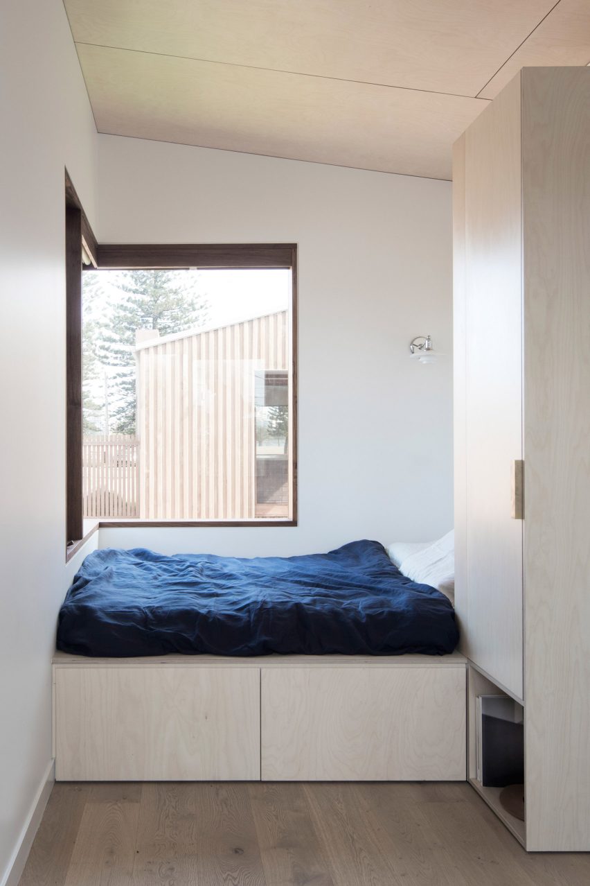 Three Piece House but Studio TRIAS
