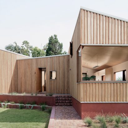 Three Piece House but Studio TRIAS