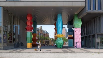 Alicja Biała and Iwo Borkowicz's Totemy project turns climate-change data into towering sculptures