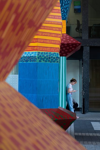 Alicja Biała and Iwo Borkowicz's Totemy project turns climate-change data into towering sculptures