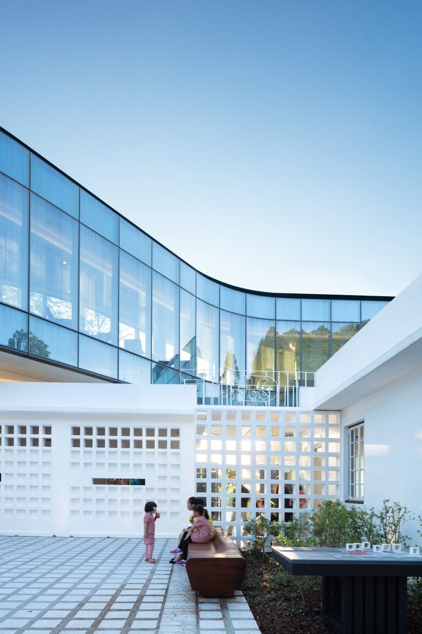 University of Chicago campus by Revery Architecture