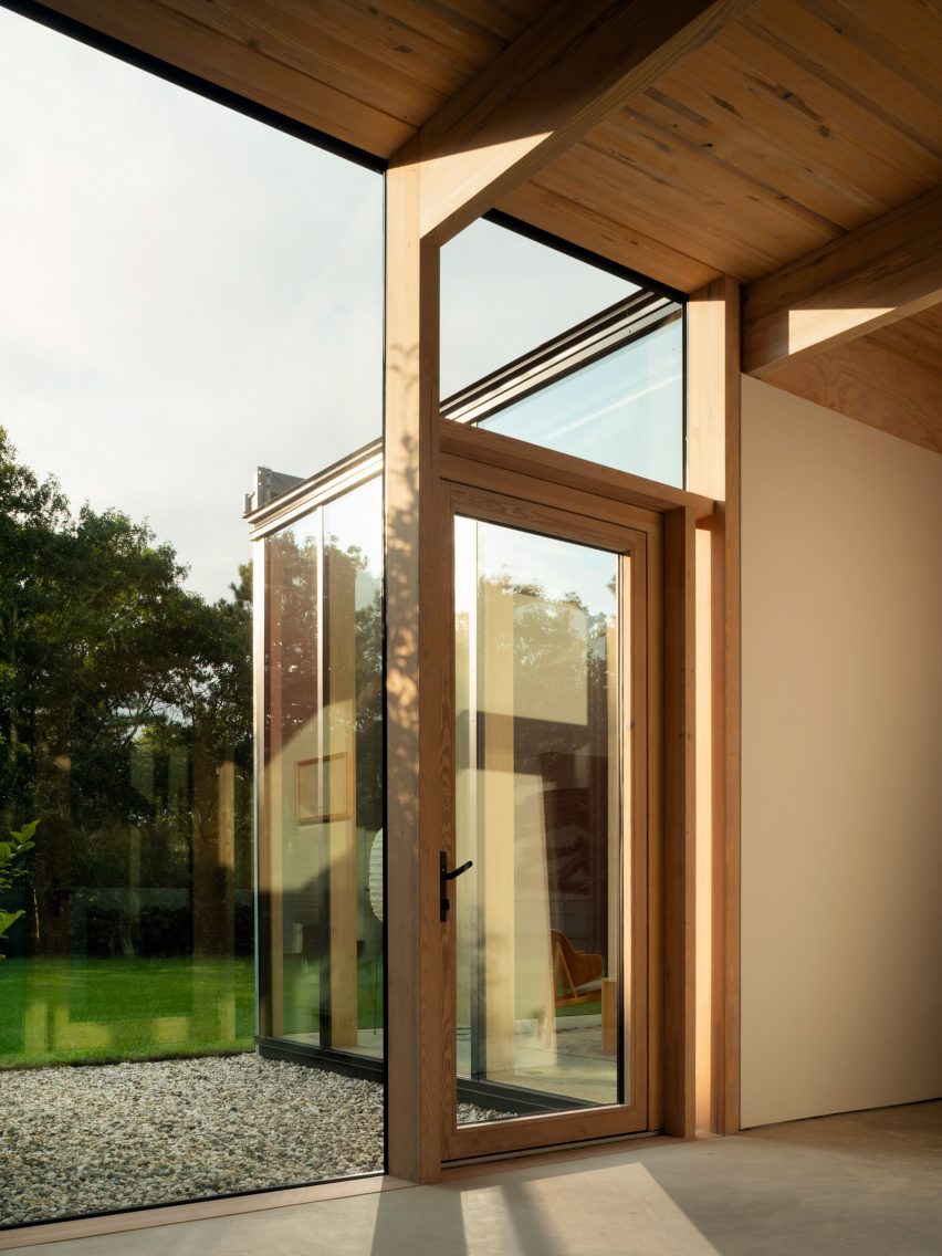 Wuehrer House on Long Island by Jerome Engelking