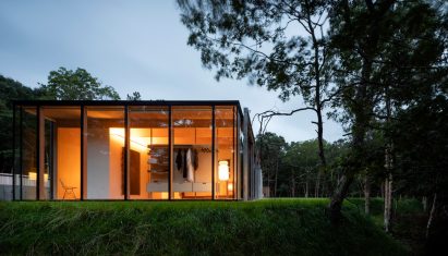 Wuehrer House on Long Island by Jerome Engelking