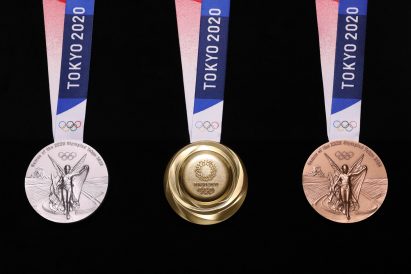 Tokyo unveils 2020 Olympic medals made from recycled smartphones