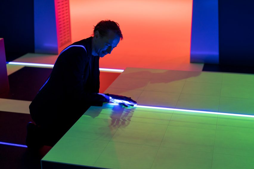 Daan Roosegaarde Presence exhibition