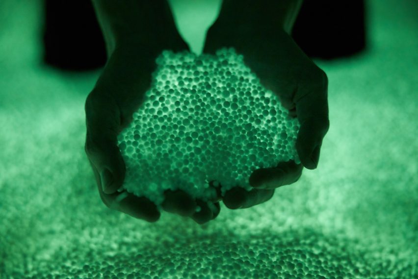 Daan Roosegaarde Presence exhibition