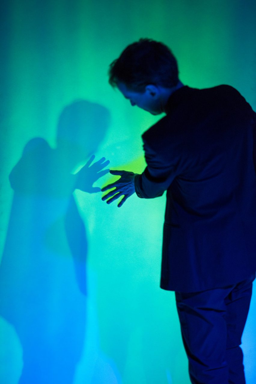 Daan Roosegaarde Presence exhibition