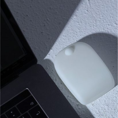 Keyi Chen's desk accessories encourage us to play whilst we work