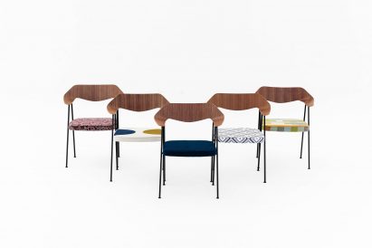 Robin Day 675 chair auction