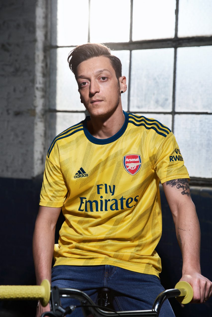 Bruised banana – Arsenal away kit for 2019/20 season