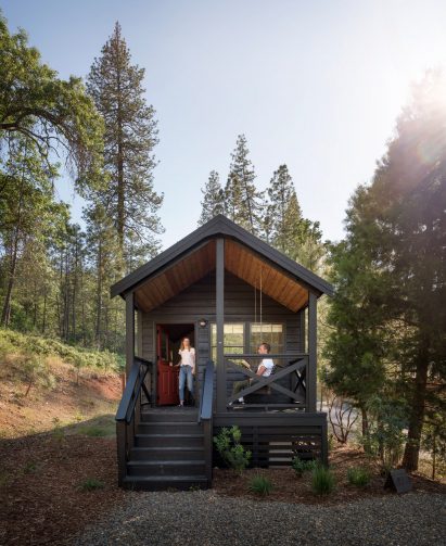 AutoCamp Yosemite by Anacapa Architecture and Geremia
