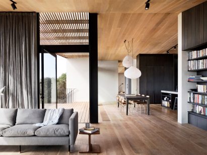 Barwon Heads House designed by Lovell Burton
