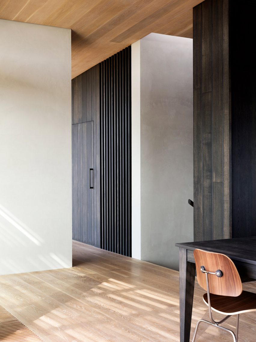 Barwon Heads House designed by Lovell Burton