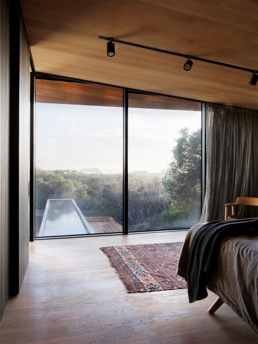 Barwon Heads House designed by Lovell Burton