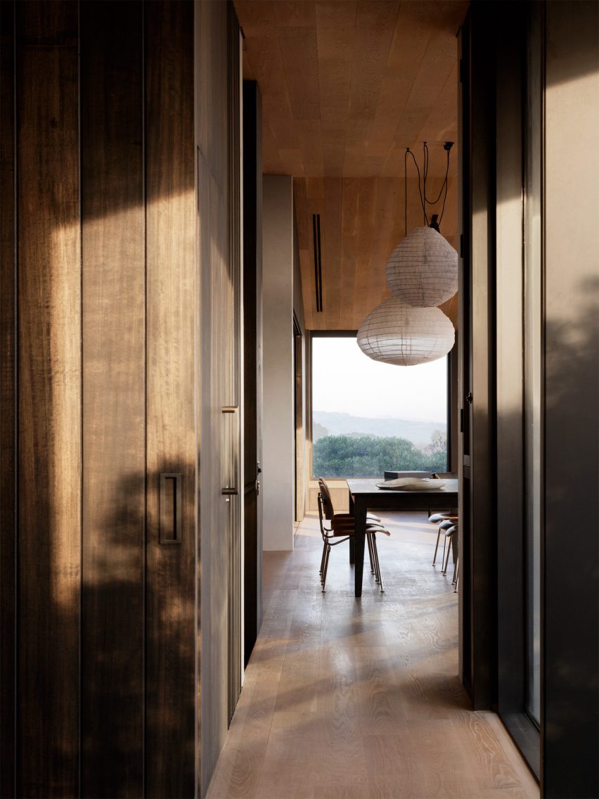 Barwon Heads House designed by Lovell Burton
