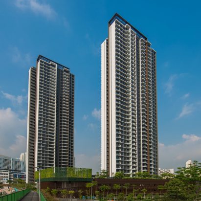 Construction company Bouygues Bâtiment International has built Clement Canopy, a pair of 140-metre-high made from prefabricated concrete modules.