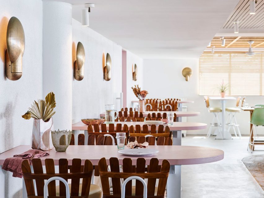 Burleigh Heads Pavilion by Alexander & Co