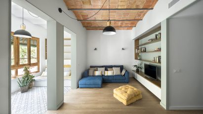 Caldrap Barcelona Apartment by Nook Architects