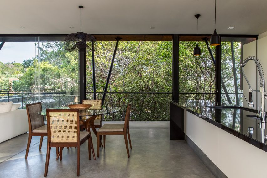 Casa Campinarama by Laurent Troost Architects
